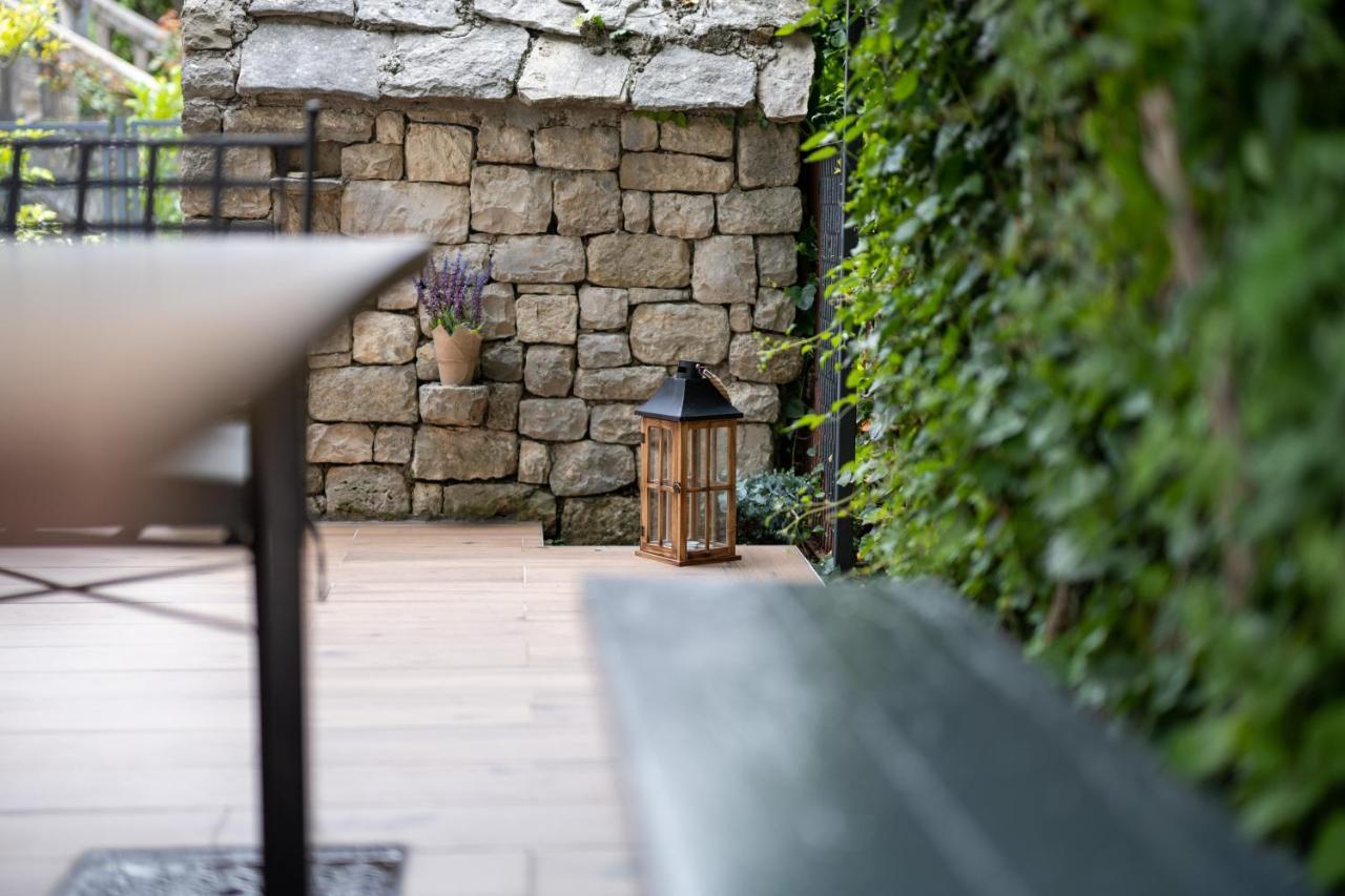 Holiday Home Greystone Omiš Buitenkant foto