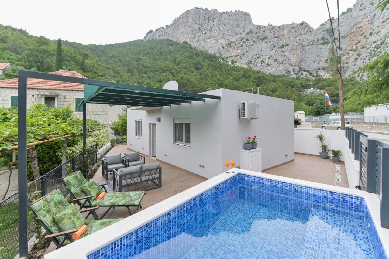 Holiday Home Greystone Omiš Buitenkant foto