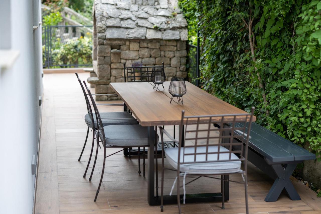 Holiday Home Greystone Omiš Buitenkant foto