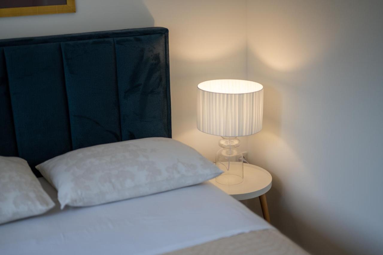 Holiday Home Greystone Omiš Buitenkant foto